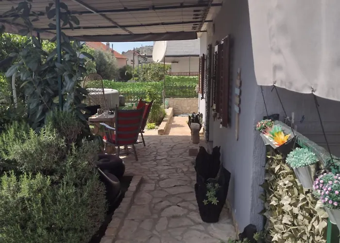 Mare Kuca Za Odmor