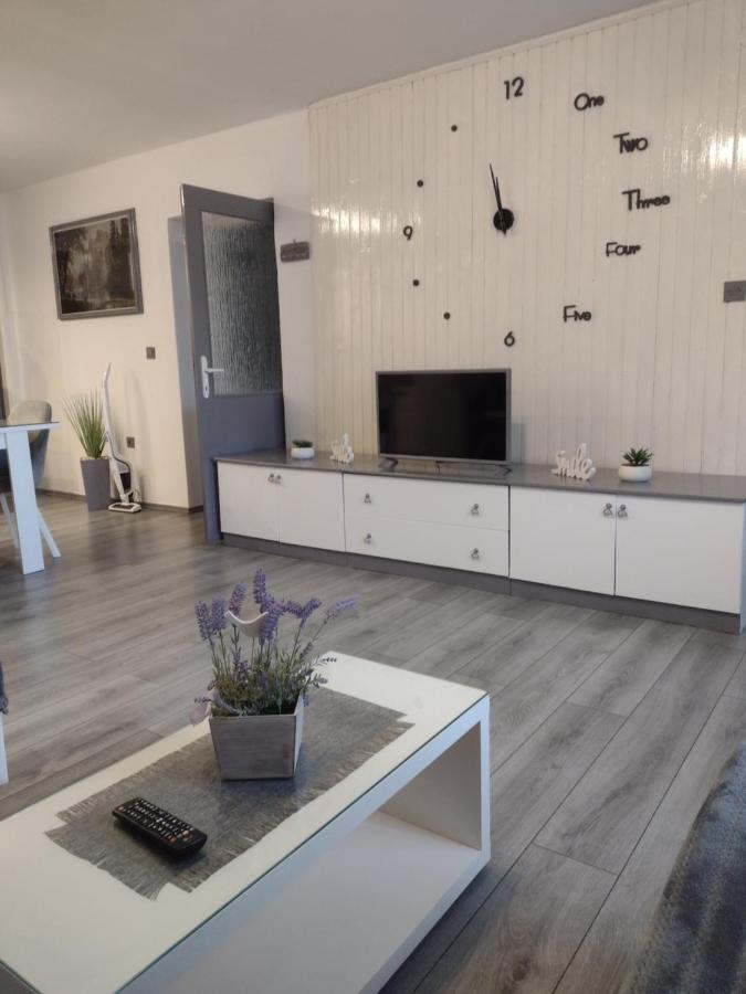 Holiday home Mare Kuca Za Odmor