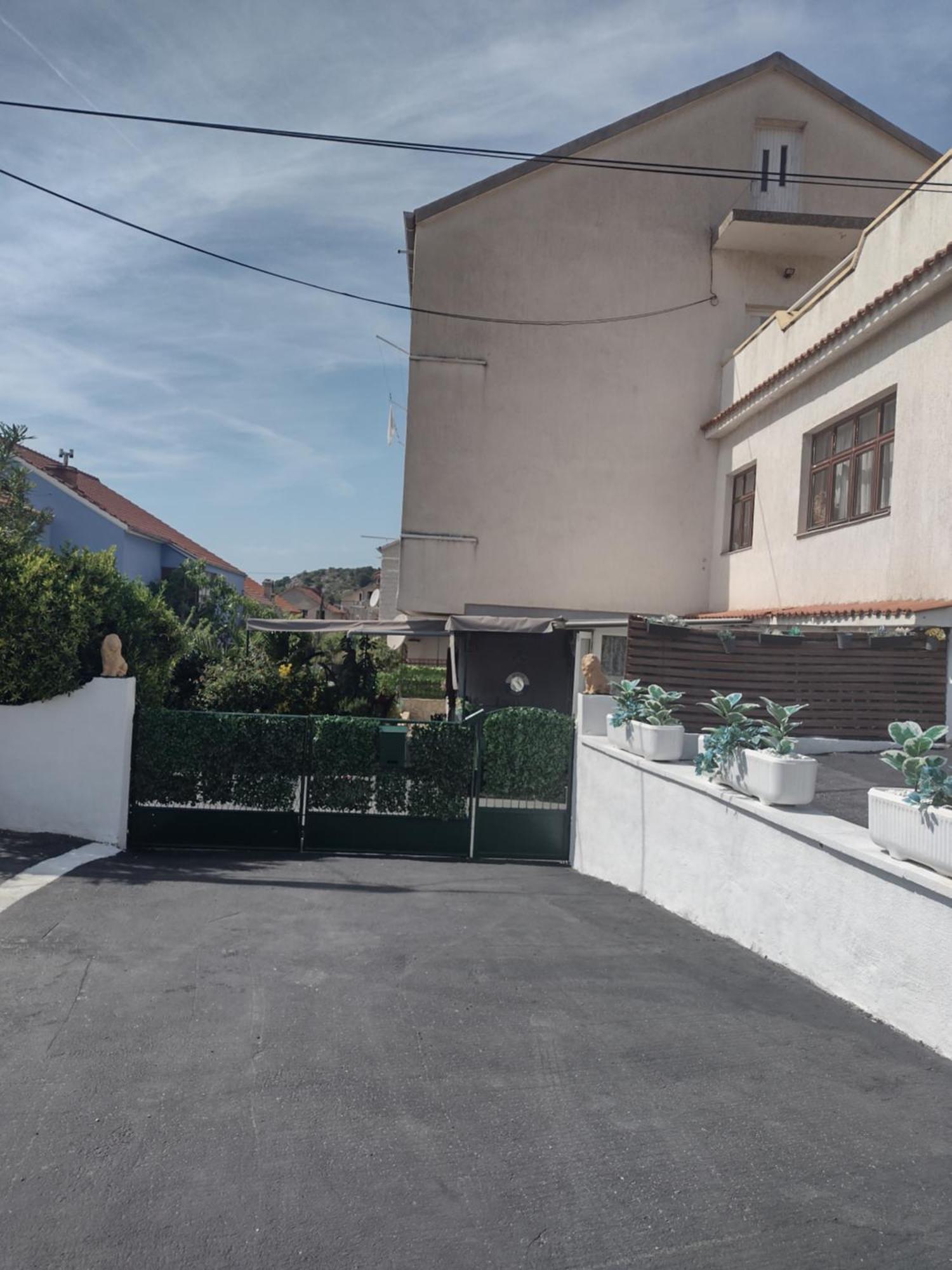 Holiday home Mare Kuca Za Odmor *